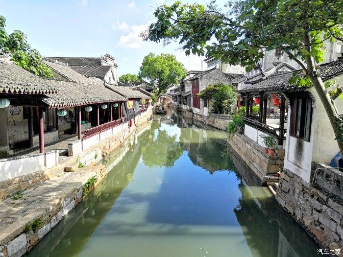 刚认识没几天的女生表示不想谈恋爱 却又答应见面约会什么意思?-绝对靠谱的有问必答平台